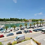 Old Town Sea View Premium Apartment Lipotica Parking Included شقة *