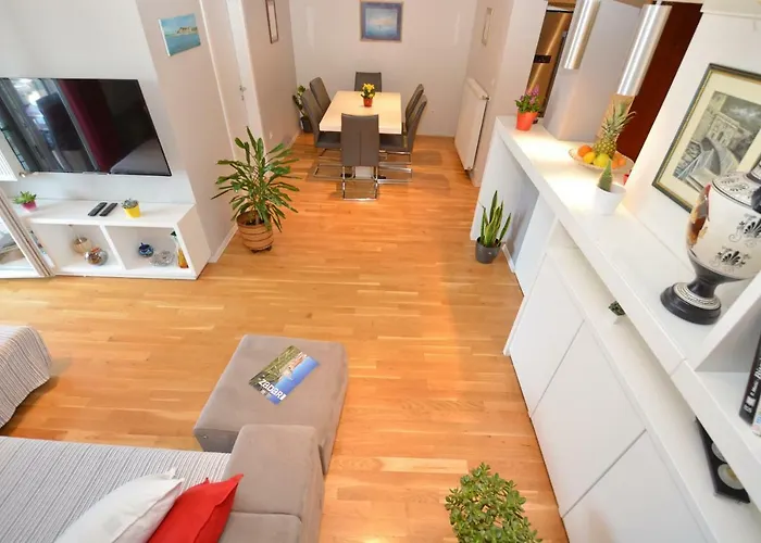 Old Town Sea View Premium Apartment Lipotica Parking Included Appartement