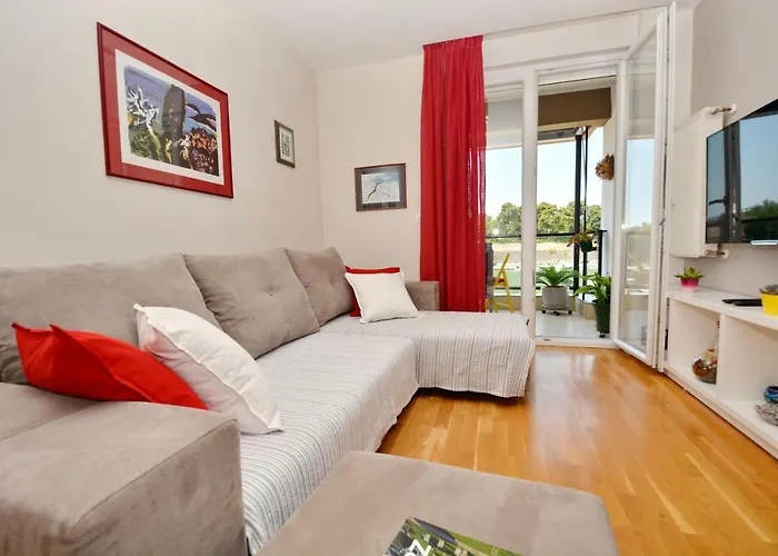 Spacious Premium Lipotica With Oldtown View - Have A Memorable *