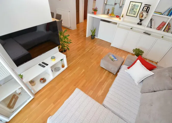 Spacious Premium Lipotica With Oldtown View - Have A Memorable Apartman Zadar